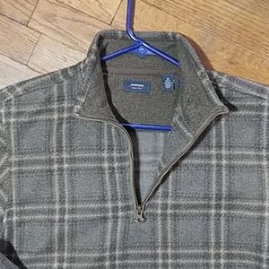 Arrow sweater Men's Size medium